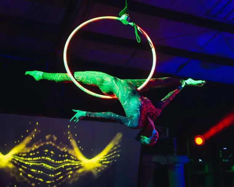 Split in the LED aerial hoop