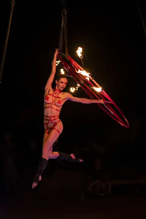 Airwalk on the burning pentagram